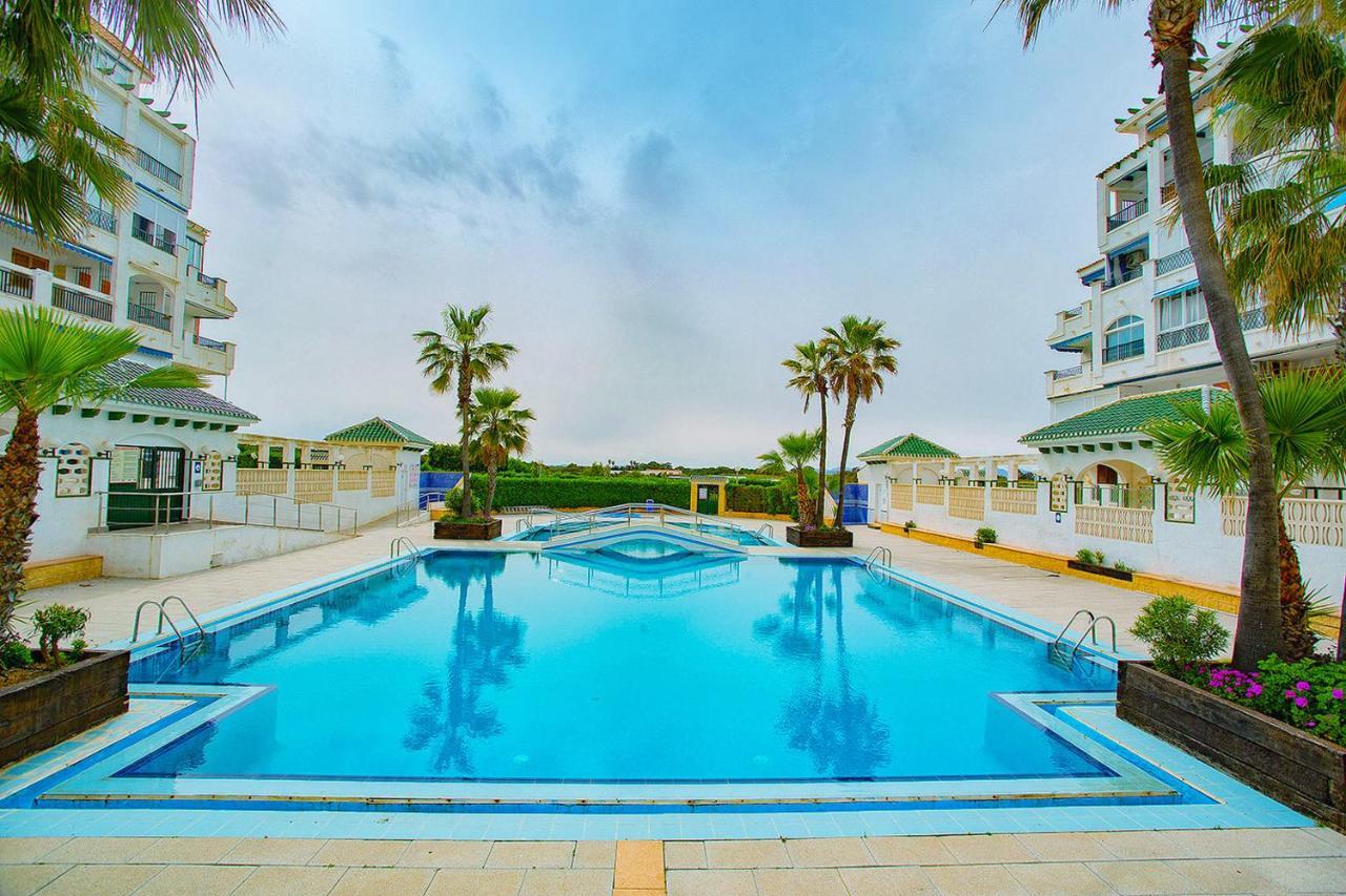 020 Lovely Studio - Alicante Holiday Ла-Мата Экстерьер фото