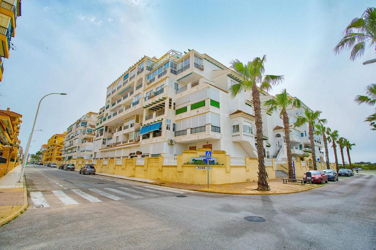 020 Lovely Studio - Alicante Holiday Ла-Мата Экстерьер фото