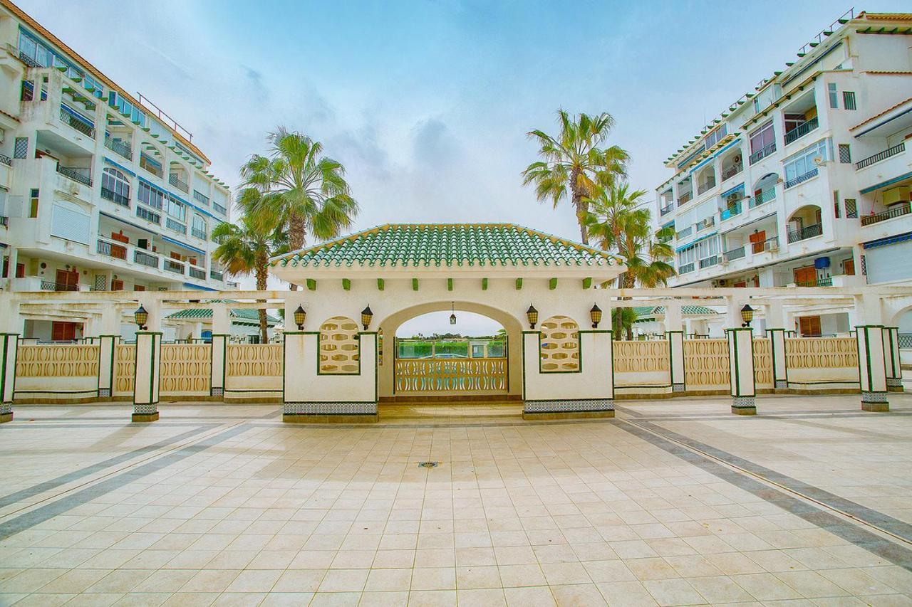 020 Lovely Studio - Alicante Holiday Ла-Мата Экстерьер фото